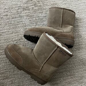 The realm - tan booties